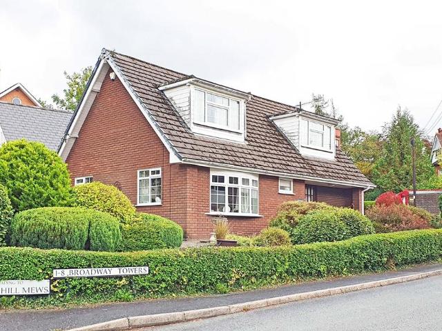 3 bedroom detached house for sale