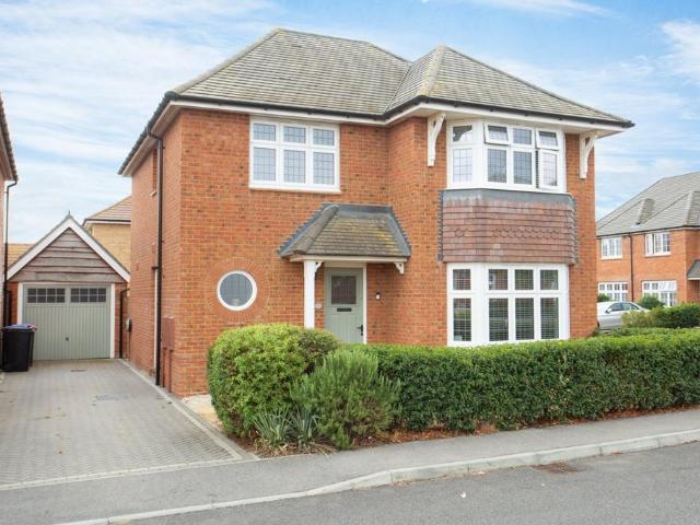 3 bedroom detached house for sale