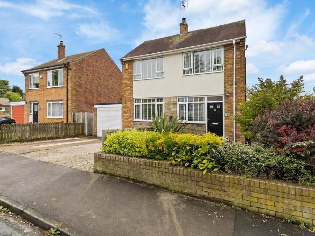 3 bedroom detached house for sale