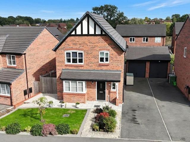3 bedroom detached house for sale