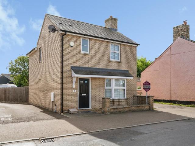 3 bedroom detached house for sale