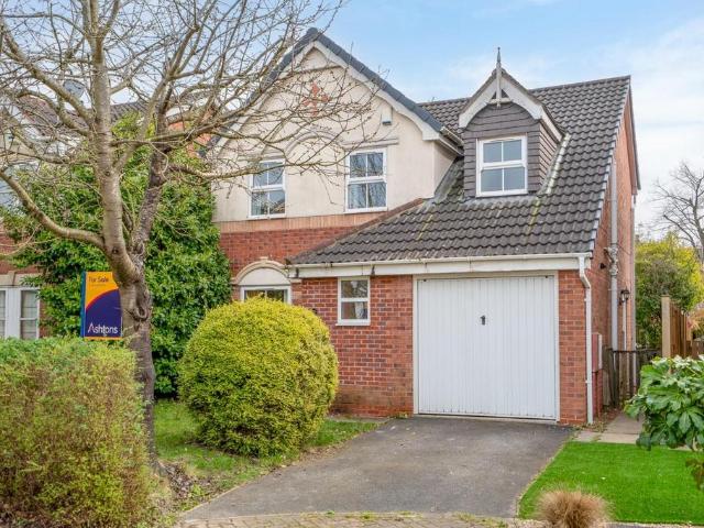 3 bedroom detached house for sale
