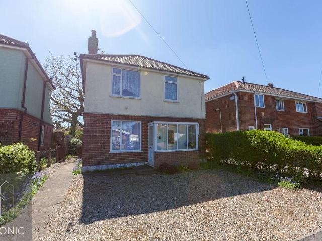 3 bedroom detached house for sale