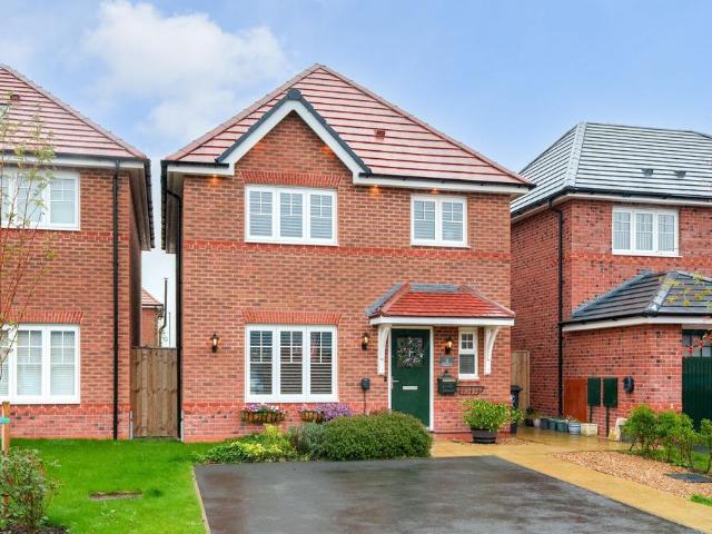 3 bedroom detached house for sale
