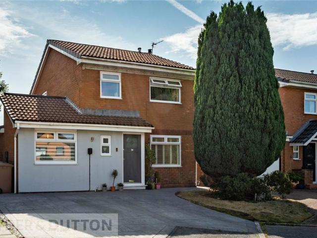 3 bedroom detached house for sale