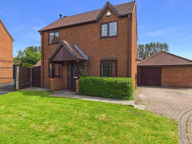 3 bedroom detached house for sale