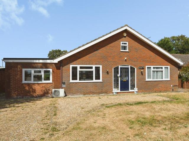 3 bedroom detached house for sale