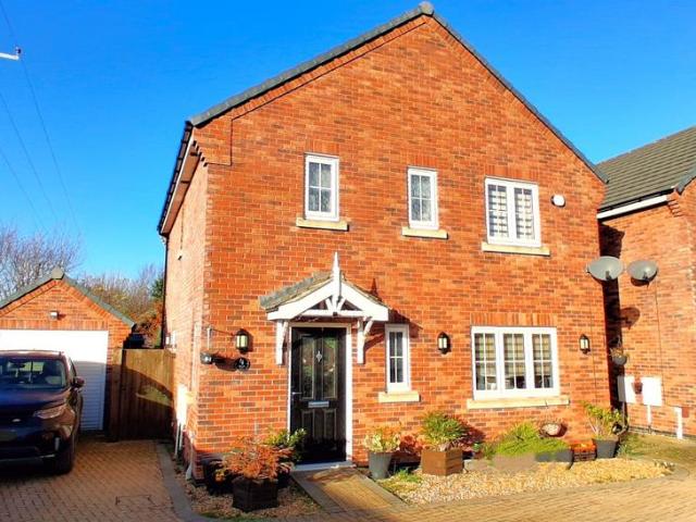 3 bedroom detached house for sale
