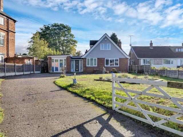 3 bedroom detached house for sale