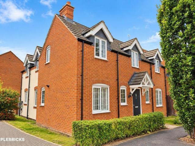 3 bedroom detached house for sale