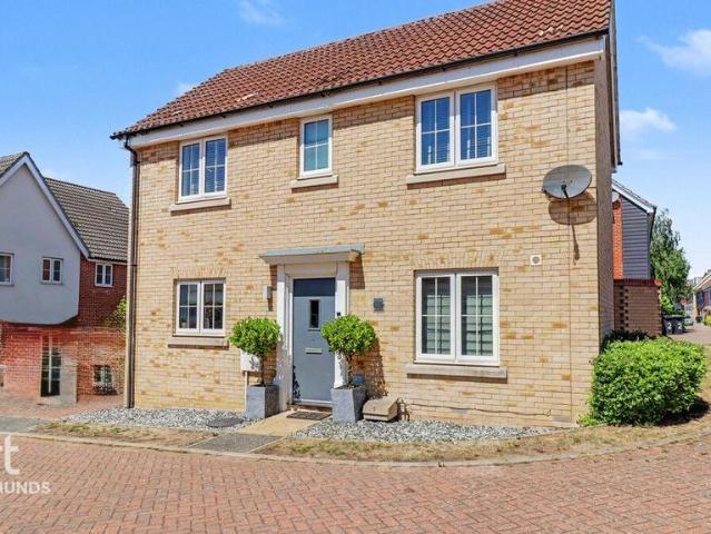 3 bedroom detached house for sale