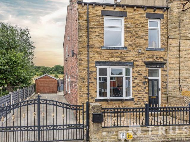 3 bedroom detached house for sale