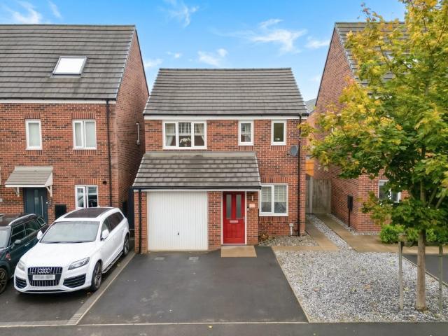 3 bedroom detached house for sale