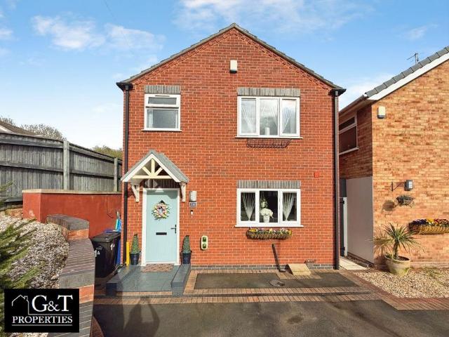3 bedroom detached house for sale