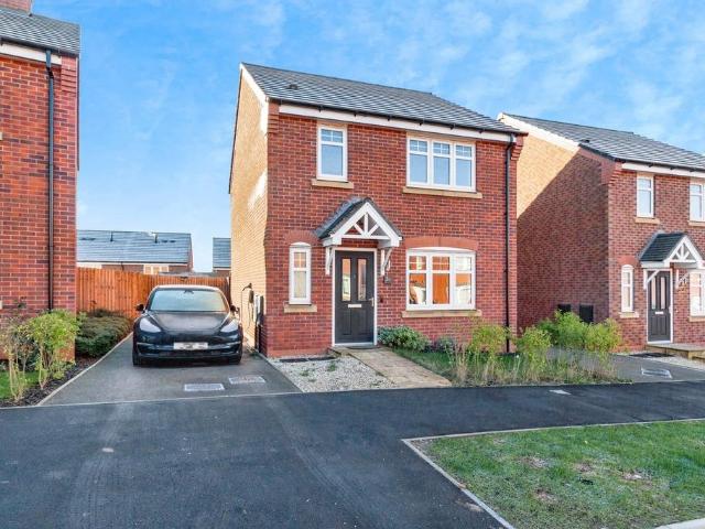 3 bedroom detached house for sale