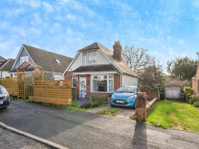 2 bedroom detached house for sale