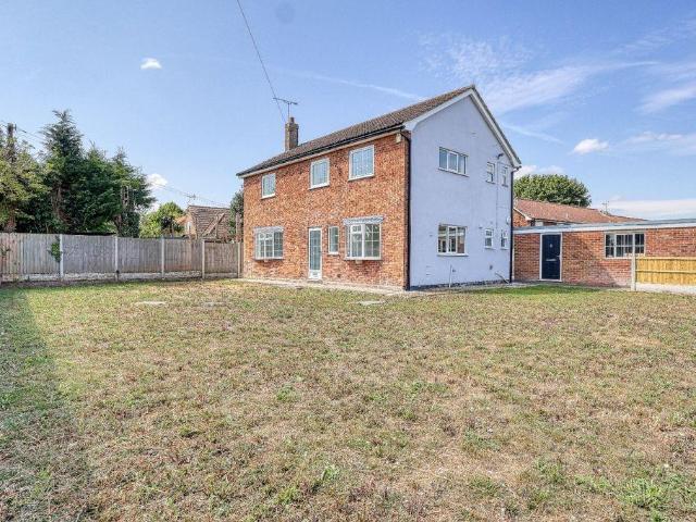 3 bedroom detached house for sale