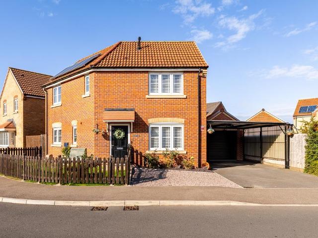 3 bedroom detached house for sale