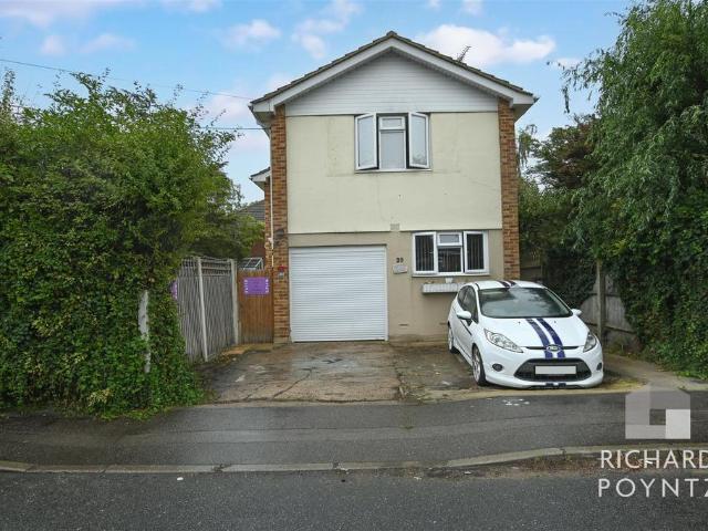 3 bedroom detached house for sale