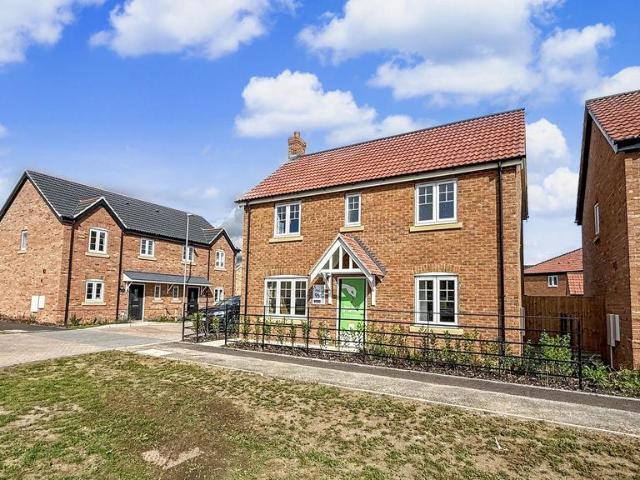3 bedroom detached house for sale