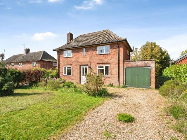 3 bedroom detached house for sale