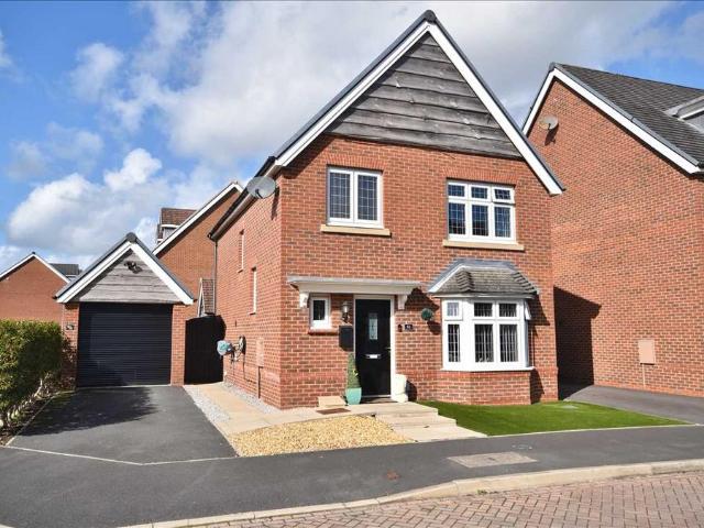 3 bedroom detached house for sale