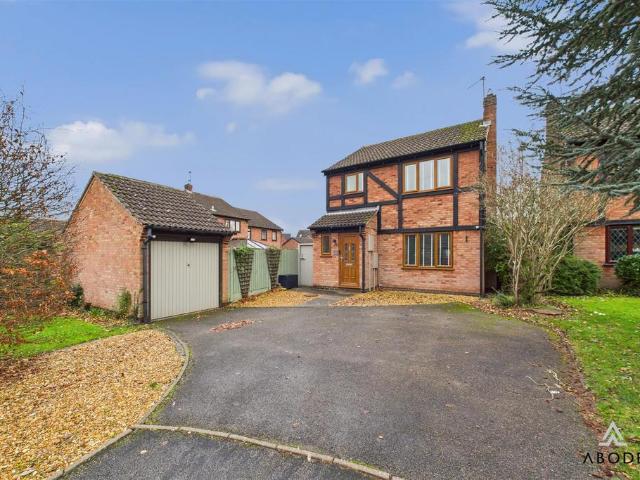 3 bedroom detached house for sale