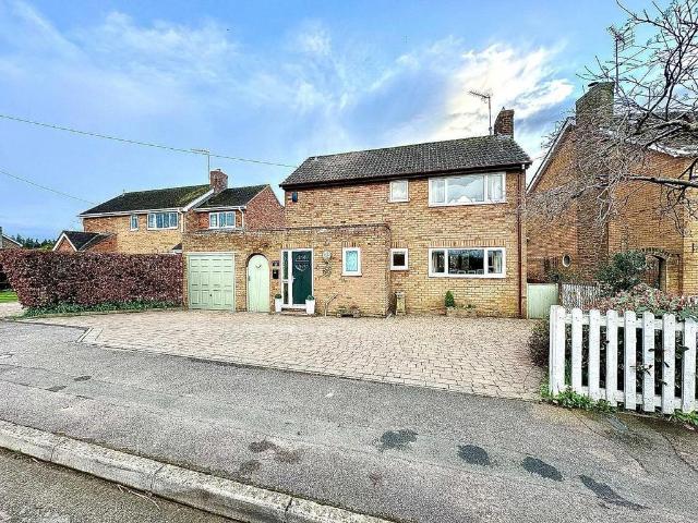 3 bedroom detached house for sale