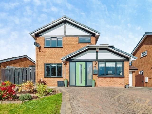 3 bedroom detached house for sale
