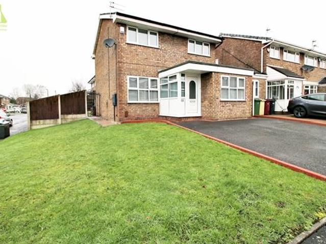 3 bedroom detached house for sale