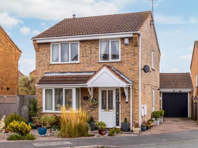 3 bedroom detached house for sale