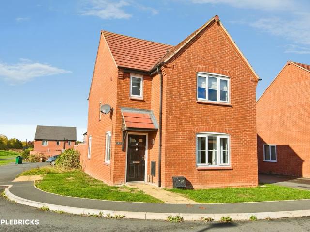 3 bedroom detached house for sale