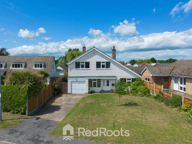 3 bedroom detached house for sale