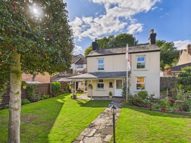 3 bedroom detached house for sale