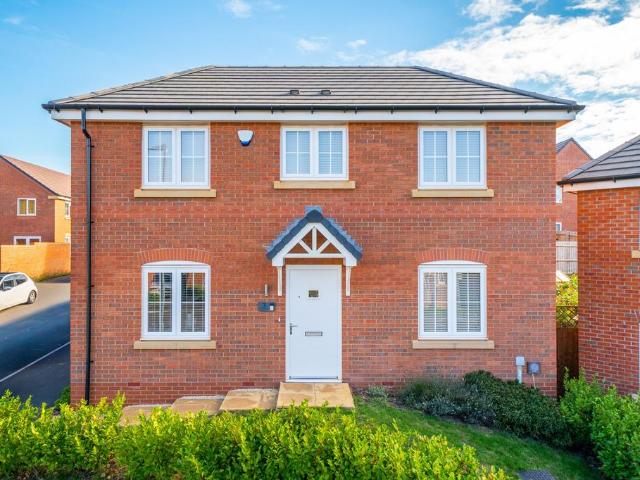 3 bedroom detached house for sale
