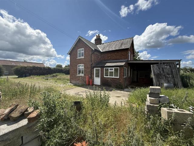 3 bedroom detached house for sale