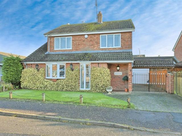 3 bedroom detached house for sale