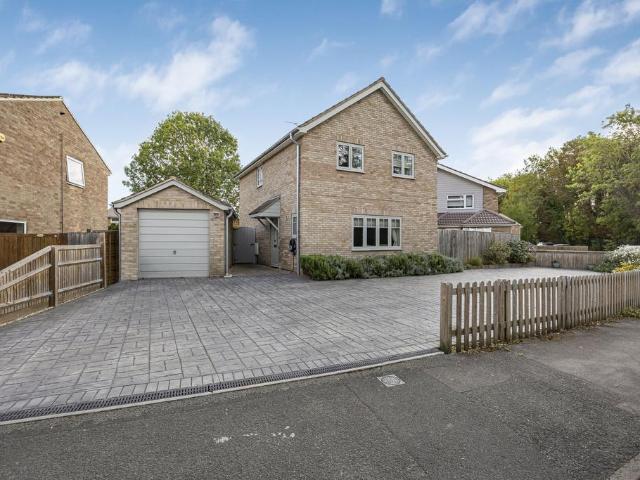 3 bedroom detached house for sale
