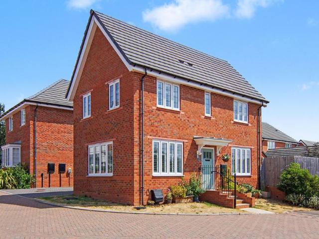 3 bedroom detached house for sale
