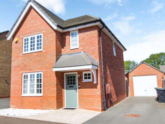 3 bedroom detached house for sale