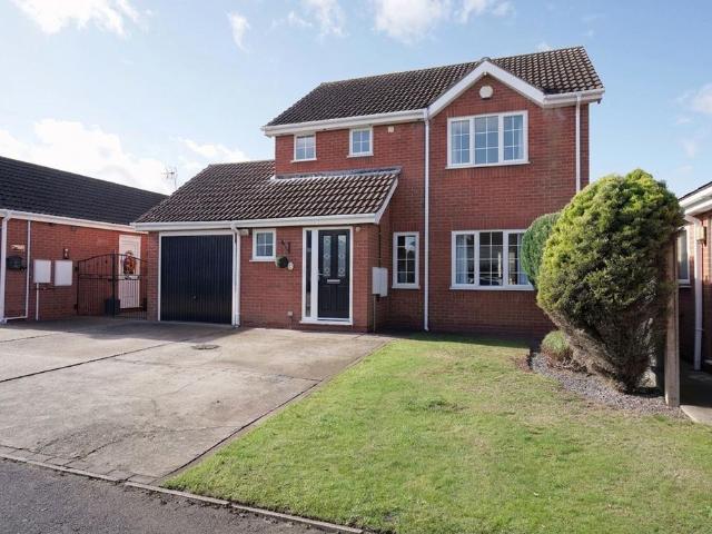 3 bedroom detached house for sale
