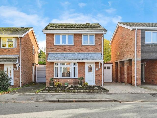3 bedroom detached house for sale