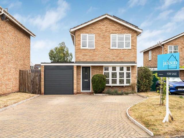 3 bedroom detached house for sale