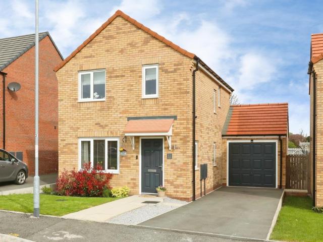 3 bedroom detached house for sale