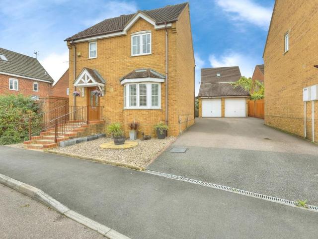 3 bedroom detached house for sale