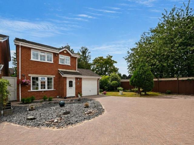 3 bedroom detached house for sale