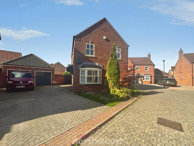 3 bedroom detached house for sale