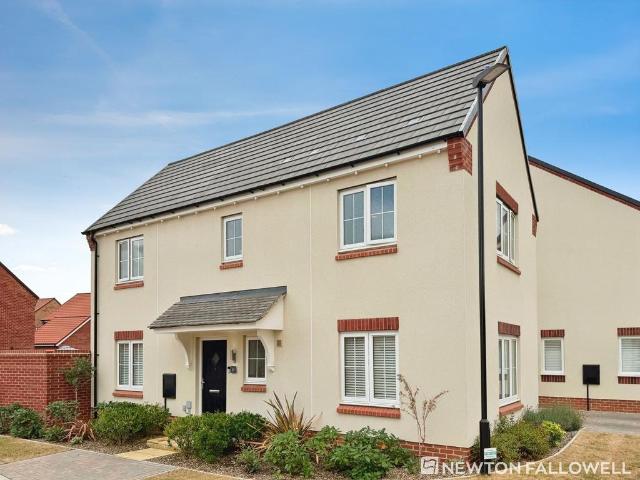 3 bedroom detached house for sale