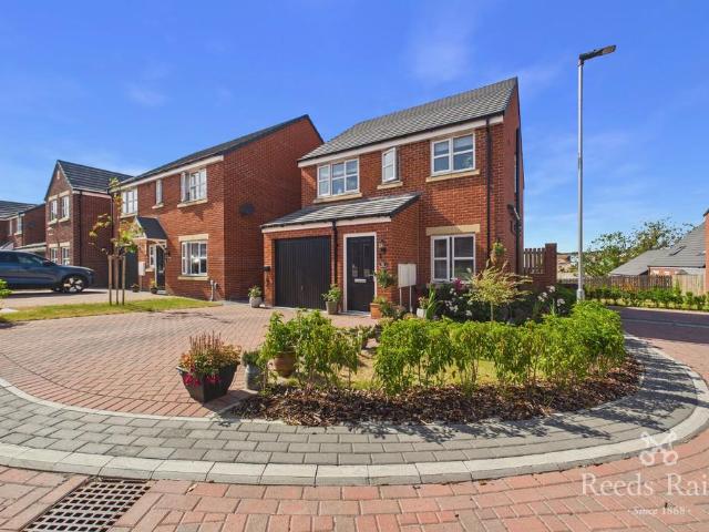 3 bedroom detached house for sale