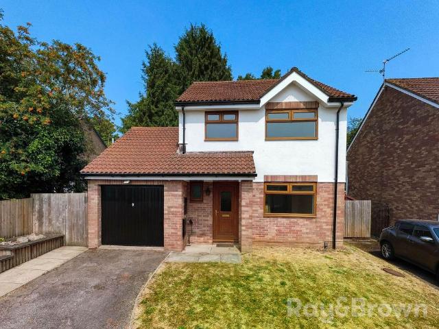 3 bedroom detached house for sale